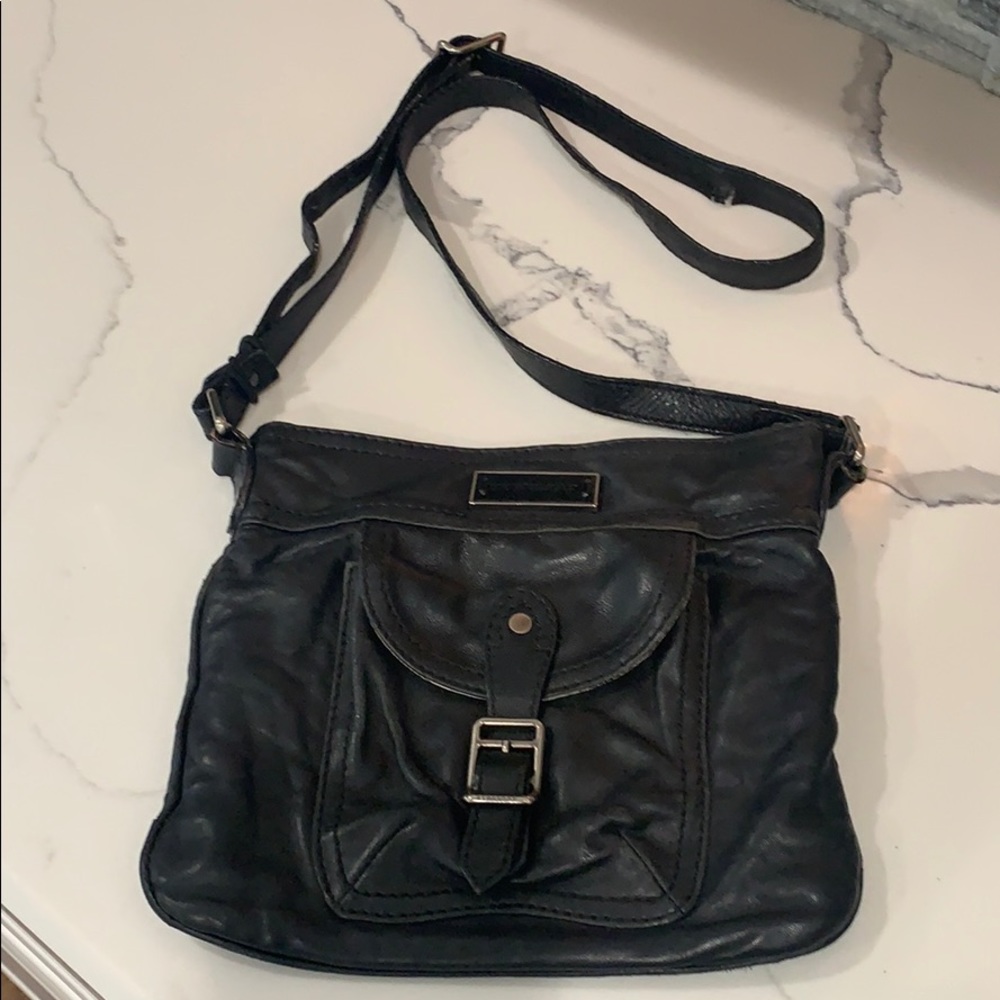 🌺SOLD🌺 Burberry leather crossbody